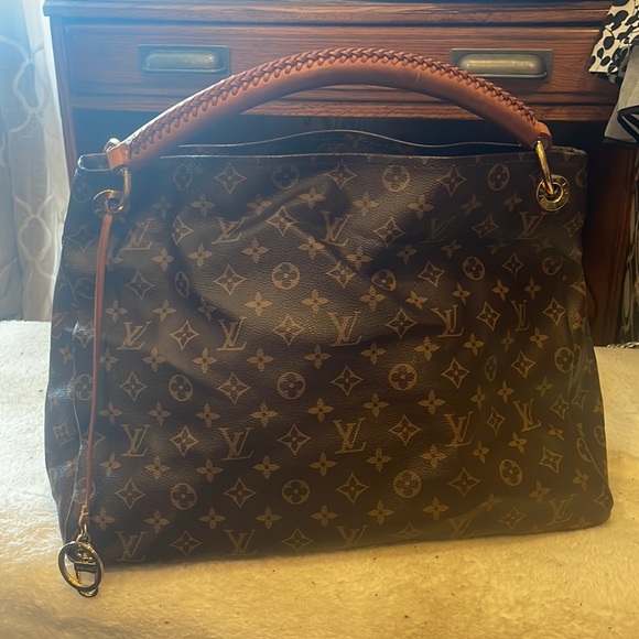 Louis Vuitton Artsy MM - Picture 2 of 9